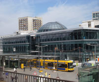 Blick auf den Baukomplex vom Bahnhof aus, Ende April 2005