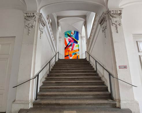 Symmetrische gegenläufige Barocktreppe im Foyer des Japanischen Palais Dresden Neustadt