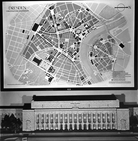 Umgestaltungsplne Innenstadt Dresden und Gauhaus-Modell Dresden, Fotografie 1939