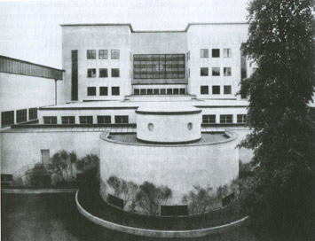 Hygiene Museum 1930 - Hofansicht / Bildquelle: DHMD